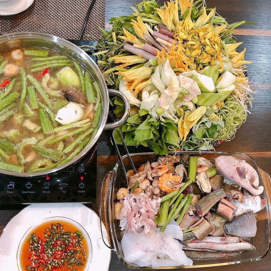 Lau mam Chau Doc (Hotpot de sauce de poisson Chau Doc)