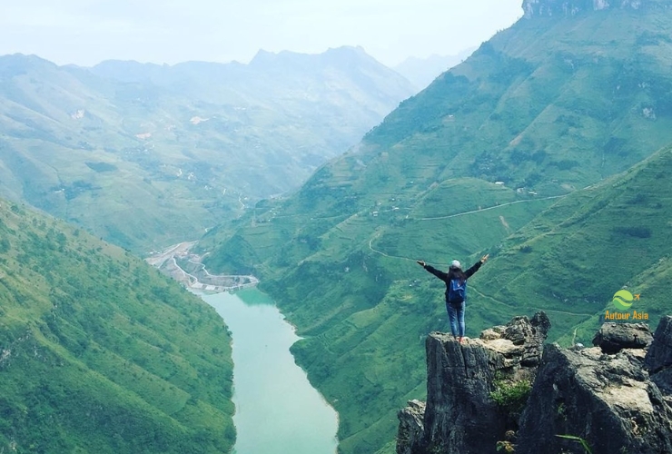 Vue spectaculaire sur la rivière Nho Que, joyau du Nord du Vietnam