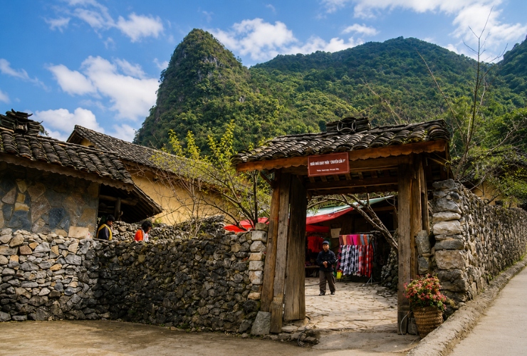 Où se trouve la Maison de Pao à Ha Giang ?