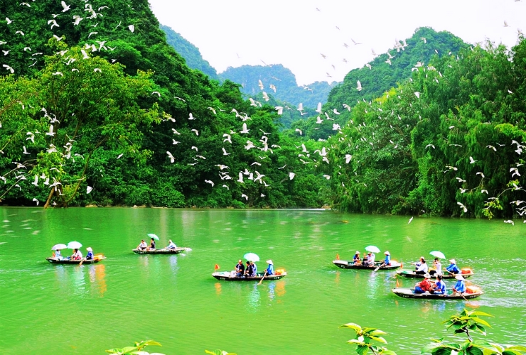 Visite de la pagode de Bích Động – Harmonie parfaite entre ciel, eau et nature