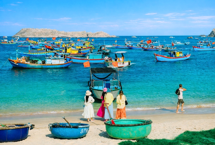 Scènes de vie au village de pêcheurs Nhon Hai