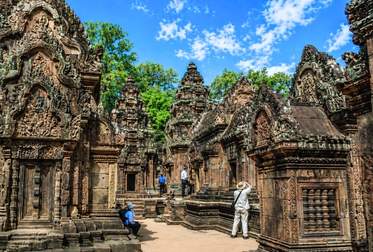 Banteay Srei et ses sculptures sur pierre rose