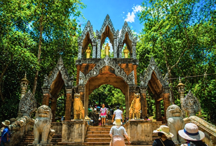 Moment de calme au Wat Preah Ang Thom au sommet de Phnom Kulen