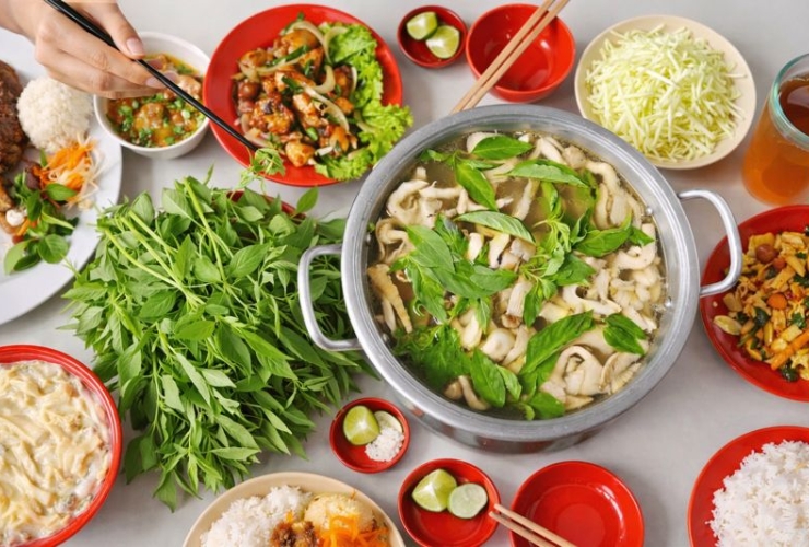 Que manger à Dalat ? Dégustation du lẩu gà lá é