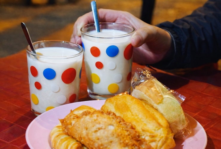 Se réchauffer avec un lait de soja chaud au cœur de Dalat