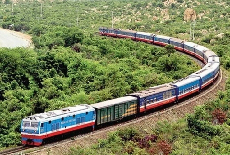 Vivez l’expérience d’un voyage en train de Hanoï vers le centre du Vietnam