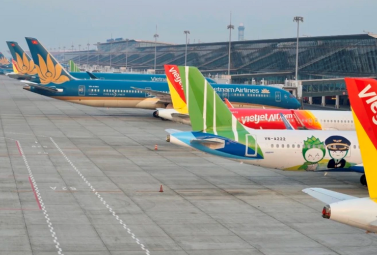 De nombreuses compagnies aériennes du Vietnam assurent des vols directs vers l’aéroport de Lien Khuong Dalat