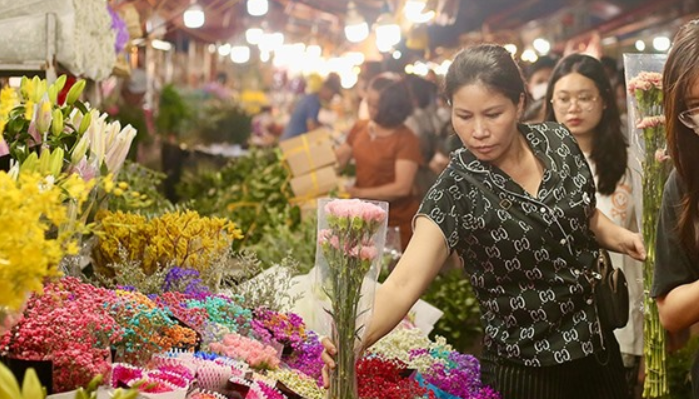 Le-marché-aux-fleurs-de-Quang-Ba