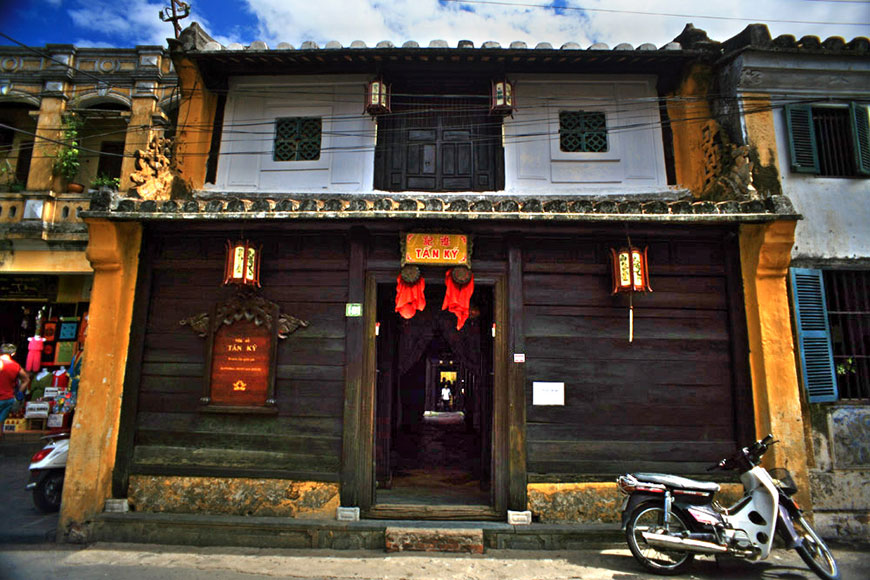 ​  La maison ancienne de Tan Ky  ​
