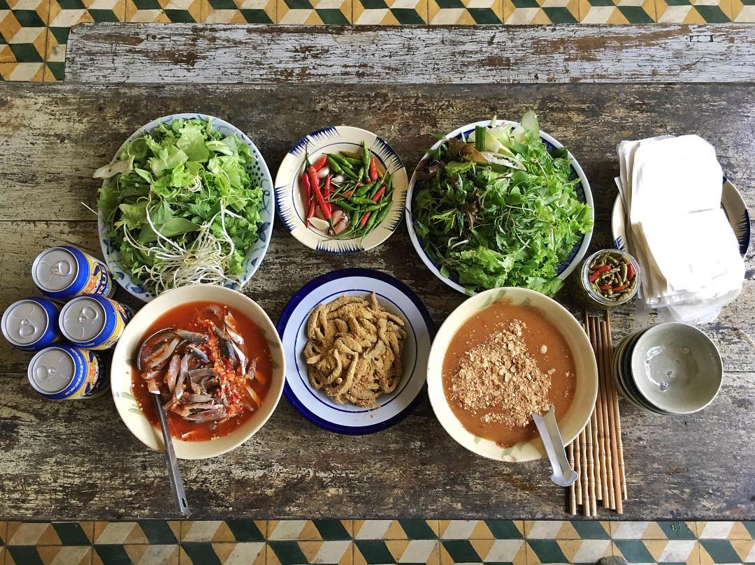 Quoi manger aux plages de Da Nang : Salade de poisson cru de Nam O