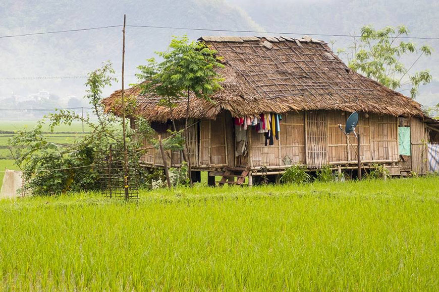 Village de Pom Coong à Mai Chau Hoa Binh