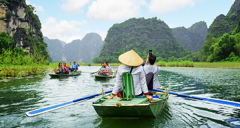 Excursion en sampan à rame sur la rivière Ngo Dong