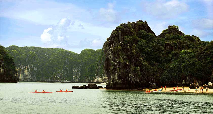 lan-ha-lake